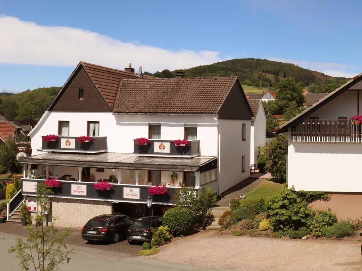 Gasthof "Zum Burghof" Medebach Eksteriør bilde